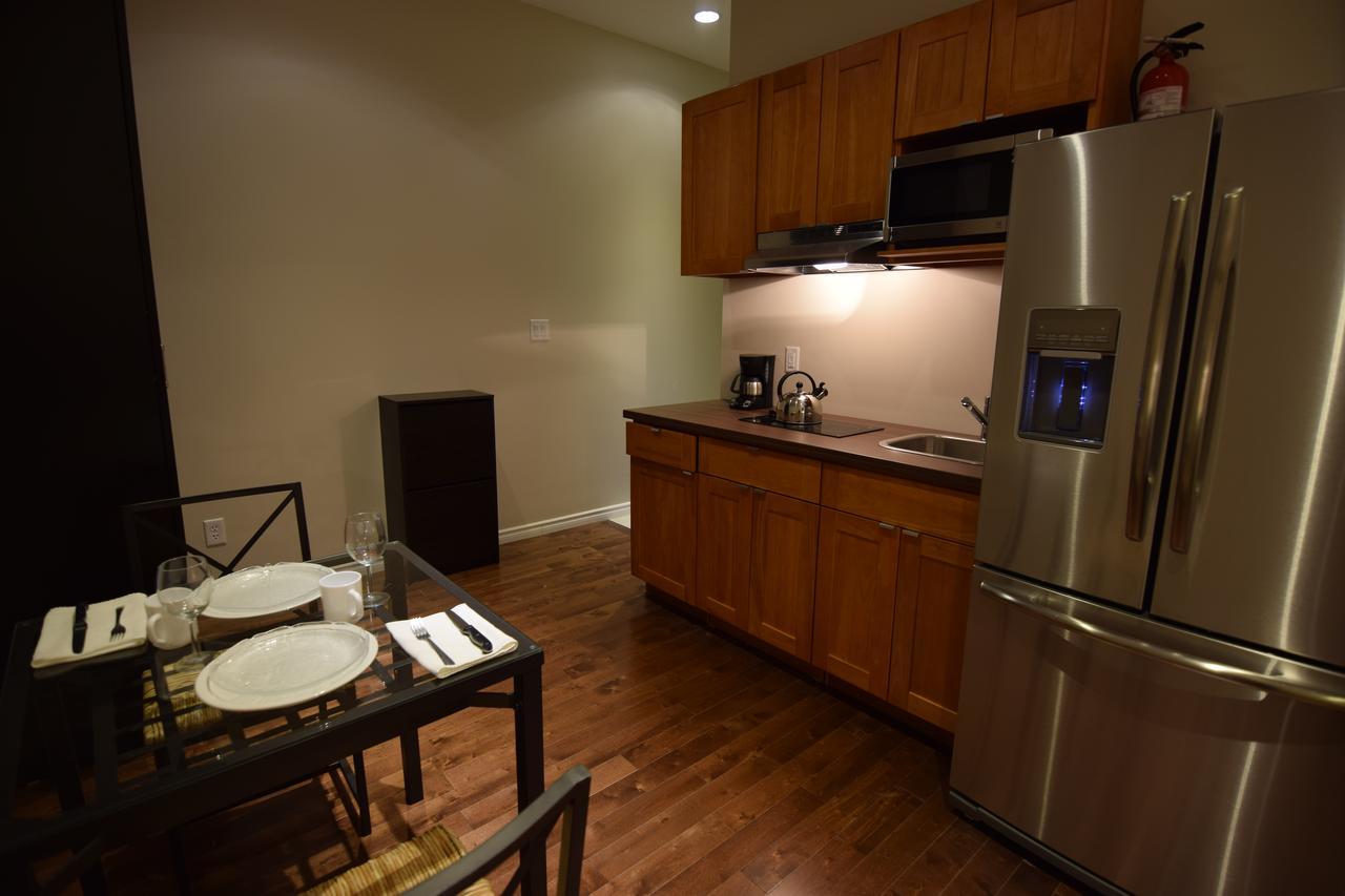 The Lion Inn & Suites Chetwynd المظهر الخارجي الصورة