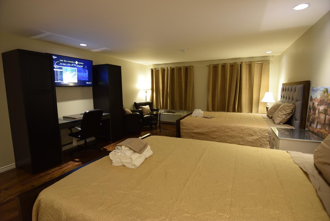 The Lion Inn & Suites Chetwynd المظهر الخارجي الصورة